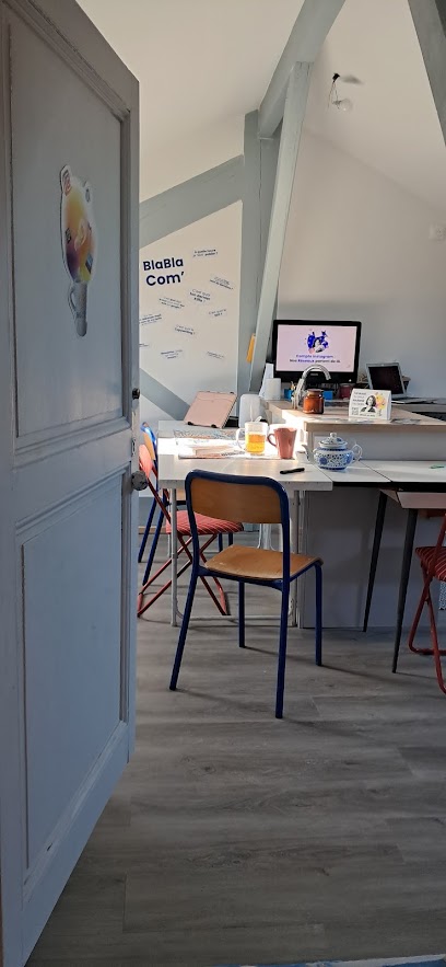 Photo KIFFE TA BOITE - École communication & digital pour solopreneurs